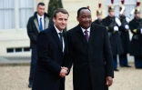 Le président Emmanuel Macron et son homologue nigérien Mahamadou Issoufou, le 12 décembre 2017 à l'Elysée, à Paris