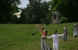 Une colombe blanche lâchée lors de la cérémonie d'allumage de la flamme olympique mardi à Olympie