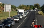 Des barrages filtrants ont été installés par les camionneurs aux entrées du Port