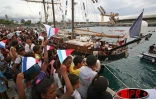 Mercredi 17 janvier 2007 -

La Boudeuse a quitté La Réunion pour continuer ses rencontres avec les peuples de l'eau
