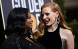 Les actrices Jessica Chastain (D) et Octavia Spencer arrivent aux Golden Globes dimanche 7 janvier de noires vêtues pour dénoncer les violences sexuelles