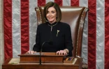 La "speaker" de la Chambre des représentants Nancy Pelosi préside la séance de mise en accusation de Donald Trump le 18 décembre 2019