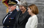 Theresa May avec la ministre de la Défense Florence Parly à Amiens le 8 août 2018