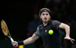 Le Grec Stefanos Tsitsipas contre le Russe Karen Khachanov en quart de finale du Masters 1000 de Paris, le 3 novembre 2023