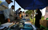 Des Irakiens au festival du livre à Badgdad, en Irak, le 9 septembre 2017