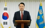 Photo diffusée par la présidence sud-coréenne montrant le président déchu Yoon Suk Yeol, le 14 décembre 2024 à Séoul