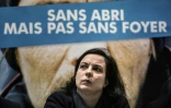 La ministre du Logement Emmanuelle Cosse en visite à Notre-Dame de Sans Abri, un centre pour SDF, le 29 mars 2016 à Lyon