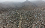 Vue aérienne du cimetière de Comas, près de Lima (Pérou) le 1re juin 2021