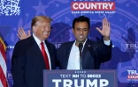 Vivek Ramaswamy et Donald Trump dans le New Hampshire le 16 janvier 2024