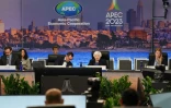 La secrétaire américaine au Trésor, Janet Yellen (c), à l'ouverture de la première session de la réunion des ministres des Finances de l'Apec, le 13 novembre 2023 à San Francisco, en Californie