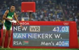 Le Sud-Africain Wayde van Niekerk a établi une nouvelle marque référence sur 400 m à Rio, le 14 août 2016