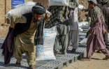 Distribution d'aide par le Programme alimentaire mondial à Kandahar, en Afghanistan, le 19 octobre 2021