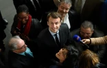 Emmanuel Macron et Myriam El Khomri en visite le 11 janvier 2016 au ""Campus des métiers de l'entreprise" à Bobigny