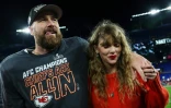 Le joueur des Kansas City Chiefs, Travis Kelce, et la chanteuse Taylor Swift, le 28 janvier 2024 à Baltimore, dans le Maryland