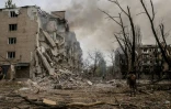 Après des frappes russes à Konstiantinivka, dans l'est de l'Ukraine, le 12 octobre 2025