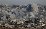 La bande de Gaza détruite vue depuis Israël, le 17 juillet 2025
