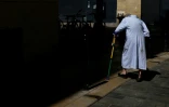 Une personne âgée à Bordeaux, le 17 juin 2026