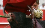 Le matador français Juan Bautista lors de la deuxième journée de la Feria de Nîmes, le 25 mai 2007 