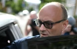 Dominc Cummings quitte son domicile Ă Londres, le 26 mai 2020