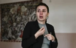 La proviseure Anouch Hakobian dans son école à Parakar, près d'Erevan, le 6 octobre 2023 en Arménie
