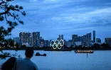 Les anneaux olympiques, à Tokyo, le 12 juillet 2020 