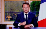 Le président Emmanuel Macron lors d'une allocution télévisée depuis l'Elysée, le 17 avril 2023 à Paris