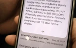 Un message d'alerte au drone envoyé à la population, visible sur un smartphone, à Vilnius en Lituanie le 15 septembre 2026