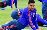 Radamel Falcao avec ses coéquipiers dans une séance d'entraînement au camp de base de la Colombie à Kazan, le 15 juin 2018