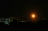 Explosion dans le ciel de Kiev pendant une attaque de missiles russes, le 16 mai 2023 en Ukraine