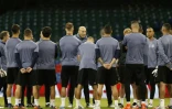 L'entraîneur du Real Madrid Zinédine Zidane donne des consignes à ses joueurs, le 2 juin 207 à Cardiff
