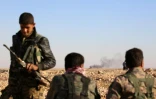 Des membres des Forces Démocratiques syrienne près de Ain Issa (50 km au nord de la ville syrienne de Raqa), le 6 novembre 2016

