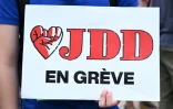 Manifestation des journalistes du JDD en grève, à Paris le 19 juillet 2023