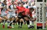 Le centre de Toulon Mathieu Bastareaud (d) inscrit un essai face à Montpellier le 14 avril 2018 en 24e journée de Top 14