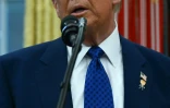Le président américain Donald Trump s'exprime dans le bureau ovale de la Maison Blanche à Washington, DC, le 12 février 2025