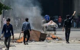 Heurts entre policiers et étudiants opposés aux quotas dans la fonction publique, le 18 juillet 2024 à Dacca, au Bangladesh
