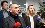 Le leader de Reconquête! Eric Zemmour (G) et sa tête de liste aux Européennes Marion Maréchal (D) lors de l'inauguration du siège du parti à Paris, le 11 décembre 2023