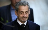 L'ancien président Nicolas Sarkozy quitte son domicile pour être écroué à la prison de la Santé à Paris, le 21 octobre 2025