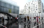 Des élèves d'une école élémentaire de Paris le 2 février 2021 lors de la 5e édition de la semaine olympique et paralympique