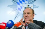 Le chef de la police de Munich, Hubertus Andrä, lors d'une conférence de presse à Munich, le 23 juillet 2016