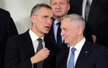 Le secrétaire général de l'OTAN Jens Stoltenberg et le chef du Pentagone, James Mattis, le 15 février 2017 à Bruxelles