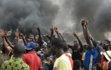 Des manifestants contre le coup d'Etat le 19 septembre 2015 Ă Ouagadougou, la capitale du Burkina Faso
