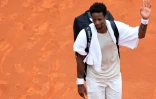 Le Français Gaël Monfils, éliminé par le Russe Daniil Medvedev, à Monte-Carlo, le 10 avril 2024