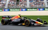 Le pilote néerlandais Max Verstappen au volant de sa Red Bull lors de la 3e séance des qualifications du Grand Prix d'Australie de F1 le 9 avril 2022 sur le circuit Albert Park à Melbourne