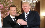 Donald Trump et Emmanuel Macron au début de leurs entretiens de travail dans le Bureau Ovale de la Maison Blanche, à Washington, le 24 avril 2018