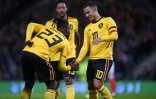 Les Belges Michy Batshuayi et Eden Hazard après un but contre l'Ecosse en match amical, le 7 septembre 2018 à Glasgow