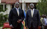 Le président élu du Kenya, William Ruto (à g.) avec son colistier, Rigathi Gachagua (à dr.), à sa résidence officielle de Nairobi, le 5 septembre 2022