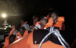 Des migrants secourus au large de la Libye, le 12 octobre 2016