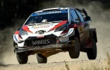 L'Estonien Ott Tänak a volant de sa Toyota Yaris lors du Rallye de Catalogne, le 25 octobre 2019 à Gandesa