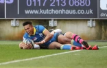 L'arrière japonais de Clermont, Kotaro Matsushima, exulte après son essai lors du match de groupes de la Coupe d'Europe à Bristol, le 12 décembre 2020