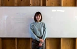 Hazuki Shimizu, survivante du tsunami de 2011, au Centre pour enfants de Ishinomaki, le 9 février 2021 au Japon